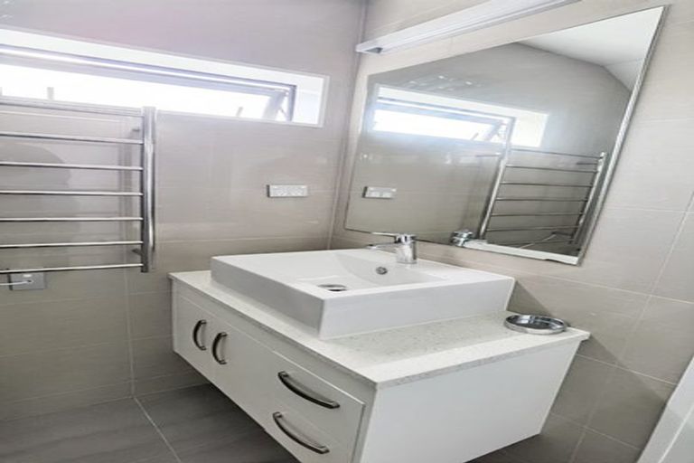 Photo of property in 3 Kotuku Crescent, Takanini, 2112