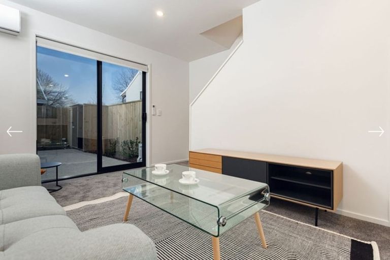 Photo of property in 3/45 Vera Road, Te Atatu South, Auckland, 0610