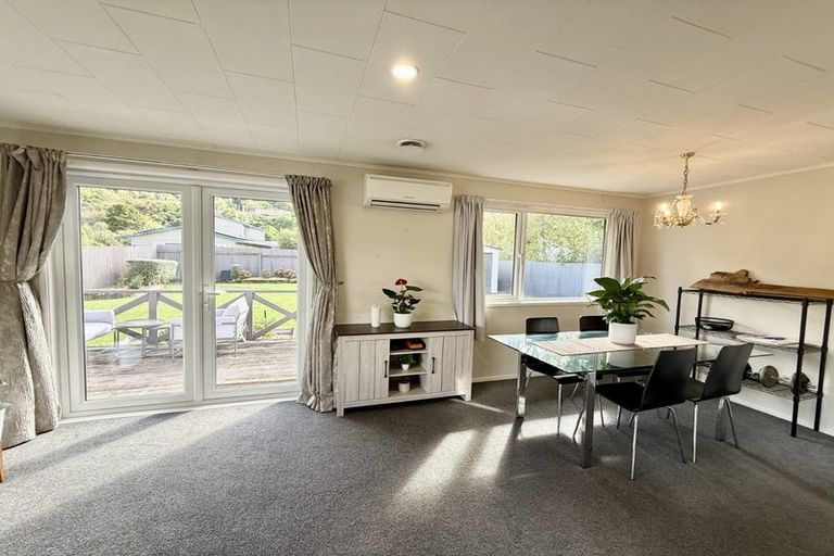 Photo of property in 206 California Drive, Totara Park, Upper Hutt, 5018