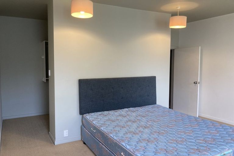 Photo of property in 2u7 King Street, Mount Cook, Wellington, 6021