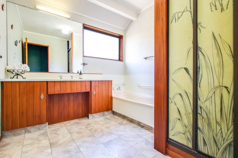 Photo of property in 51 Churchill Drive, Taradale, Napier, 4112