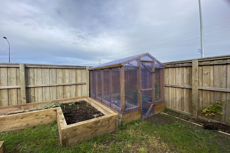 Photo of property in 1 Newman Road, Rolleston, 7614