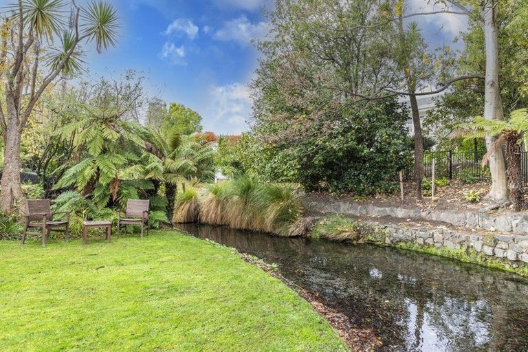 Photo of property in 2 Royds Street, Fendalton, Christchurch, 8014