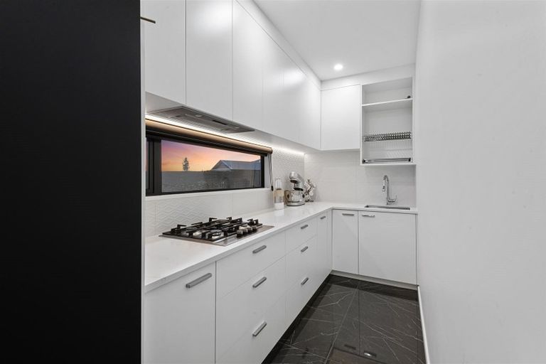 Photo of property in 10 Goodland Place, Rolleston, 7614