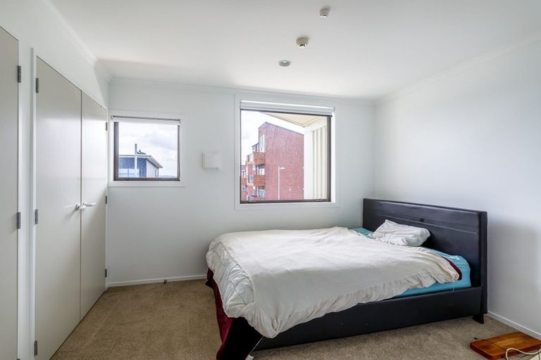 Photo of property in 2b Harakeke Road, Hobsonville, Auckland, 0618