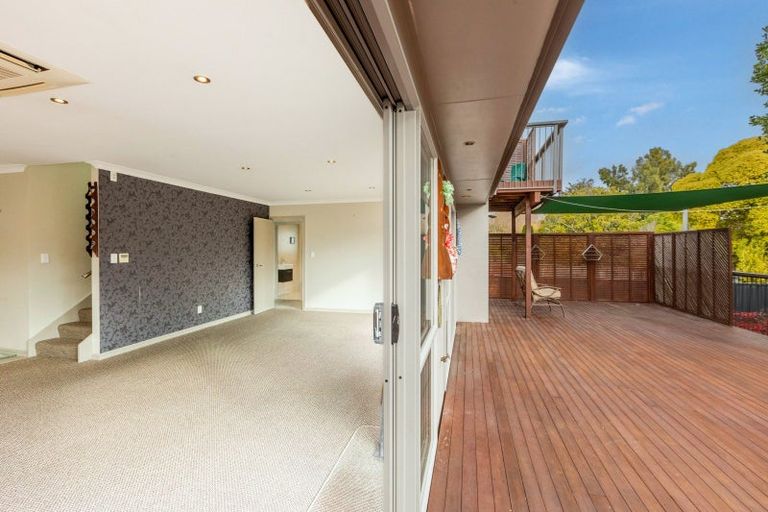 Photo of property in 13a Cambridge Terrace, Taradale, Napier, 4112