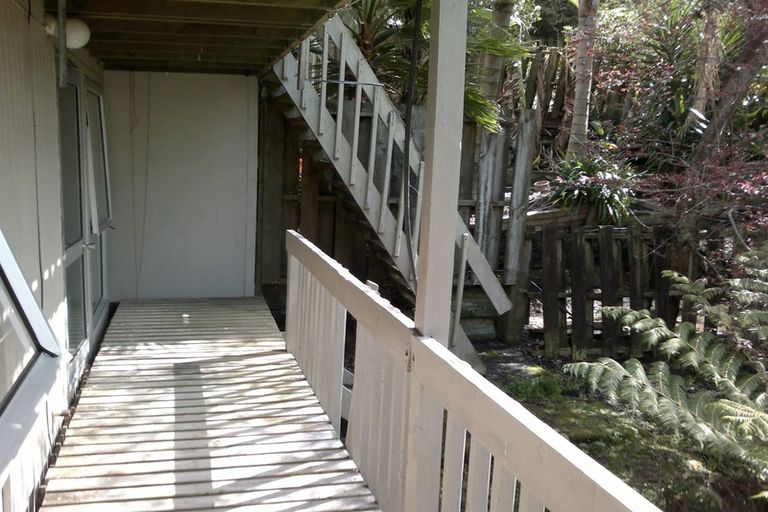 Photo of property in 89b Colwill Road, Massey, Auckland, 0614