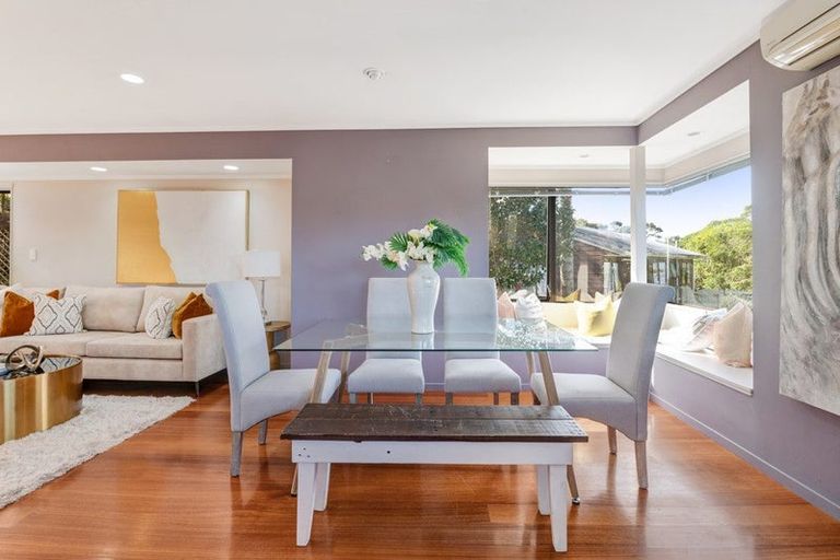 Photo of property in 2/8 Antrim Grove, Bayview, Auckland, 0629