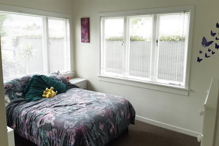 Photo of property in 6a Kayes Road, Pukekohe, 2120