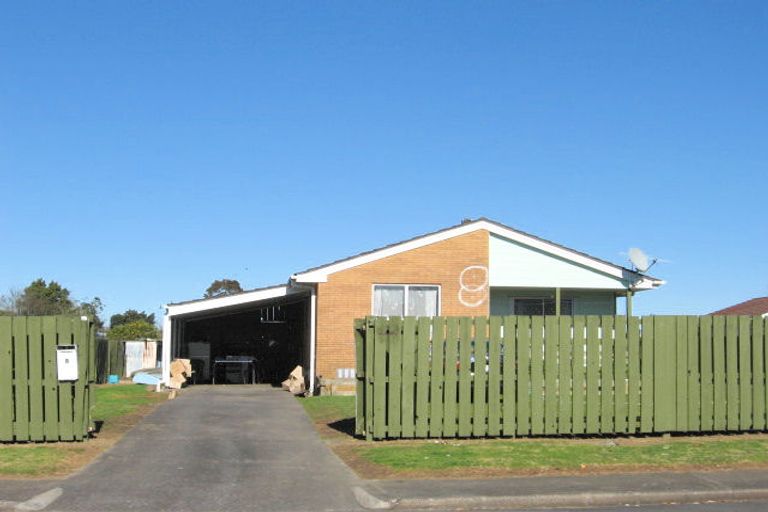 Photo of property in 8 Liddy Place, Papakura, 2110