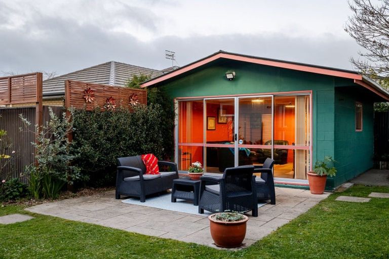 Photo of property in 3 Clarke Avenue, Highbury, Palmerston North, 4412