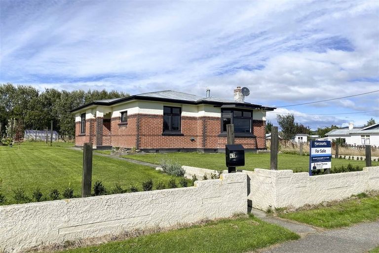 Photo of property in 47 Hastings Street, Ohai, 9635