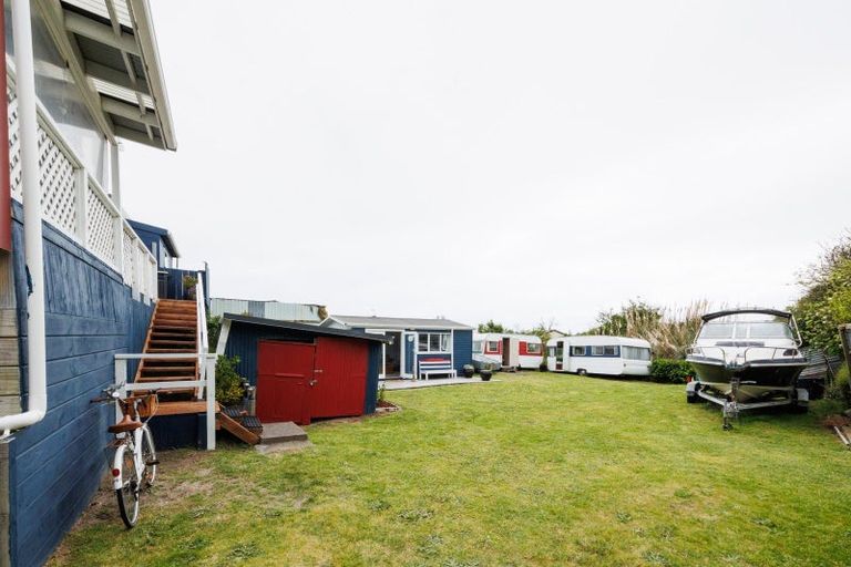 Photo of property in 7 Chaffey Street, Foxton Beach, Foxton, 4815