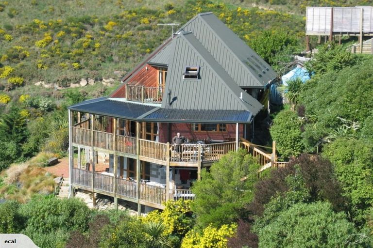 Photo of property in 229 Cannon Hill Crescent, Mount Pleasant, Christchurch, 8081