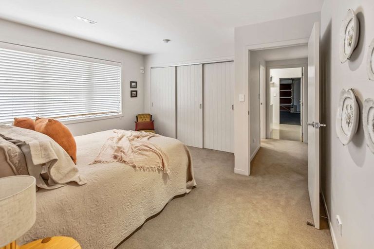 Photo of property in 2c Hinewa Road, Otumoetai, Tauranga, 3110