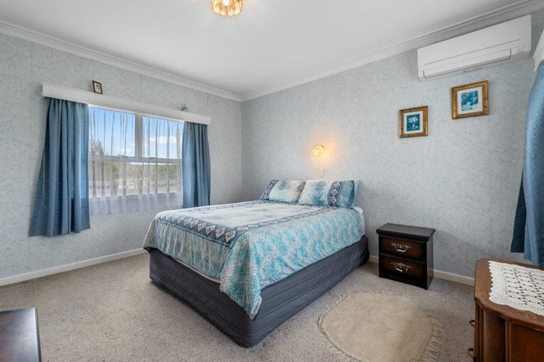 Photo of property in 180 Taupaki Road, Taupaki, Henderson, 0782