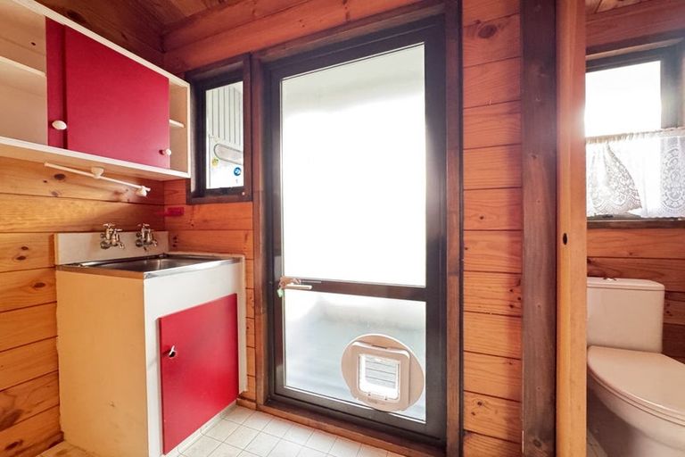 Photo of property in 166 Mitchell Street, Brooklyn, Wellington, 6021