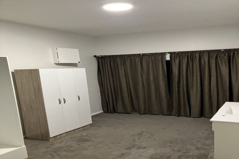 Photo of property in 1/35 Maidstone Road, Ilam, Christchurch, 8041