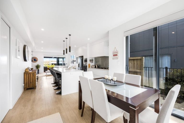 Photo of property in 100 Tarapuka Road, Westgate, Auckland, 0814