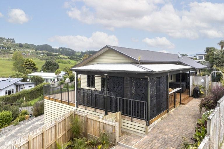 Photo of property in 5a Waikowhai Place, Raglan, 3225
