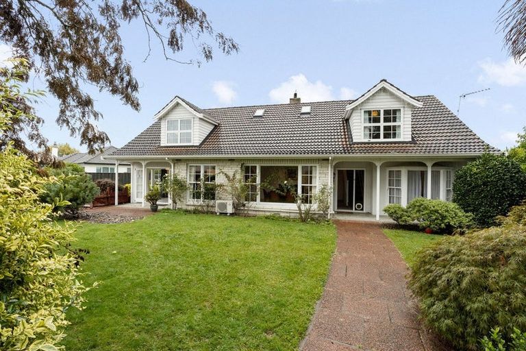 Photo of property in 56 Grosvenor Street, Cambridge, 3434