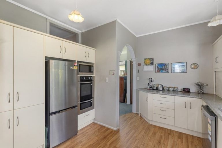 Photo of property in 17 Trinity Avenue, Epuni, Lower Hutt, 5011