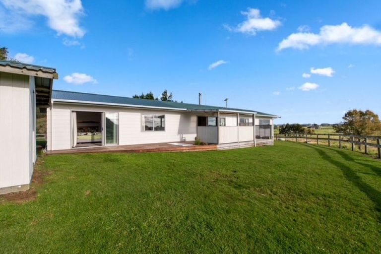 Photo of property in 1168 Oturoa Road, Hamurana, Rotorua, 3072