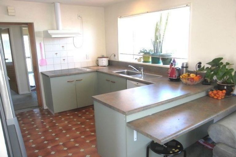 Photo of property in 8 Murfitt Place, Sockburn, Christchurch, 8042