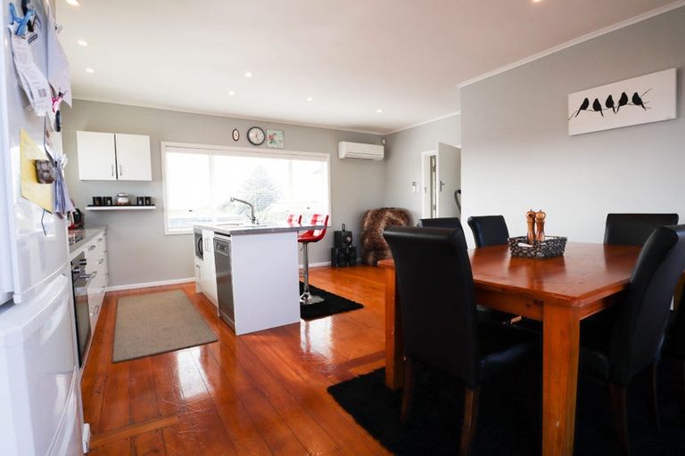 Photo of property in 34 Helvetia Road, Pukekohe, 2120