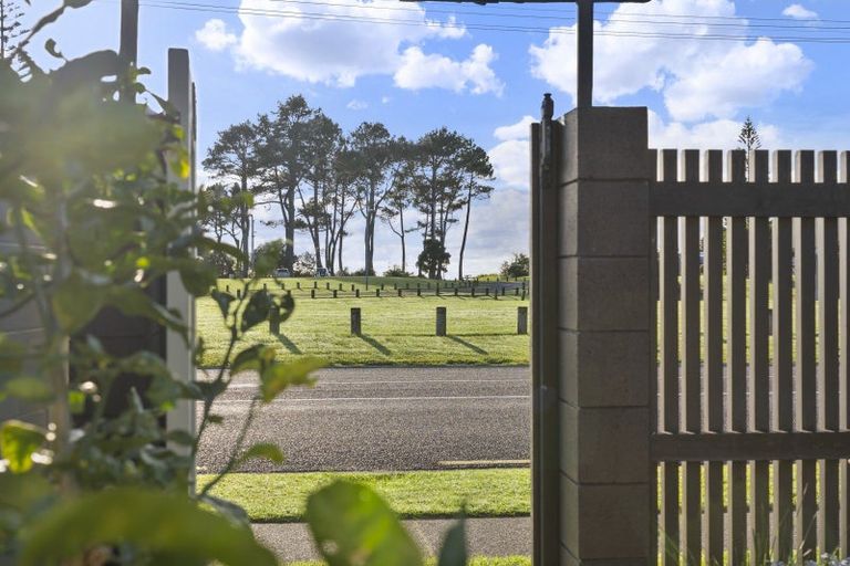 Photo of property in 511c Ocean Road, Whangamata, 3620