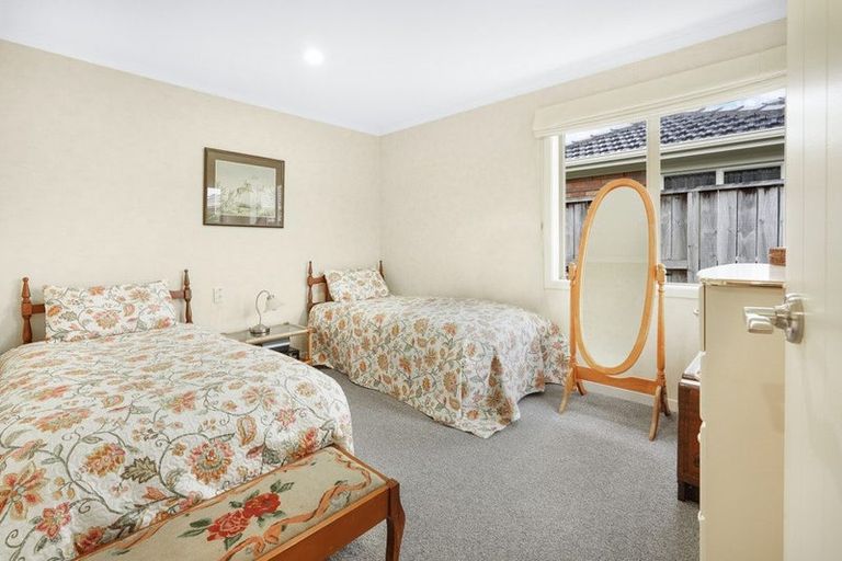 Photo of property in 24 Sovereign Isle Lane, Rototuna, Hamilton, 3210