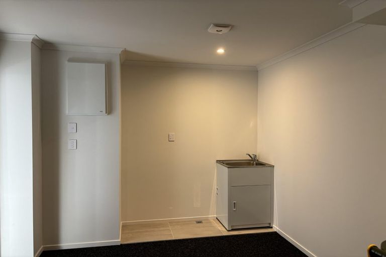 Photo of property in 41u3 Prisk Street, Melville, Hamilton, 3206