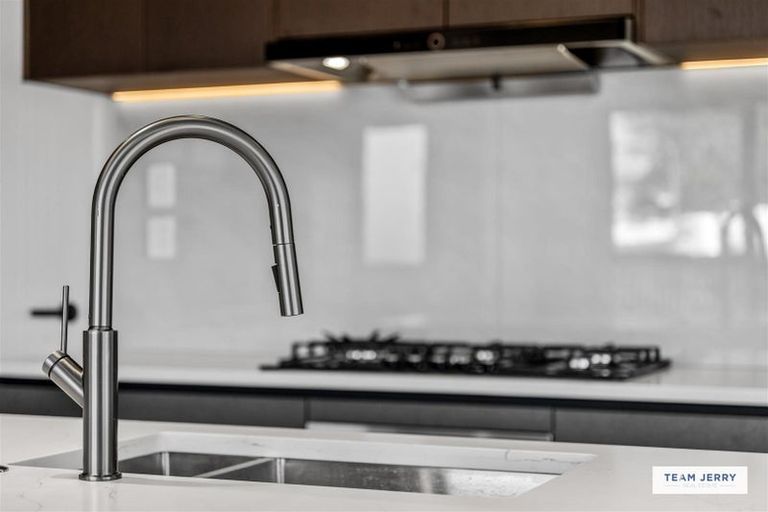 Photo of property in 339a Bucklands Beach Road, Bucklands Beach, Auckland, 2012