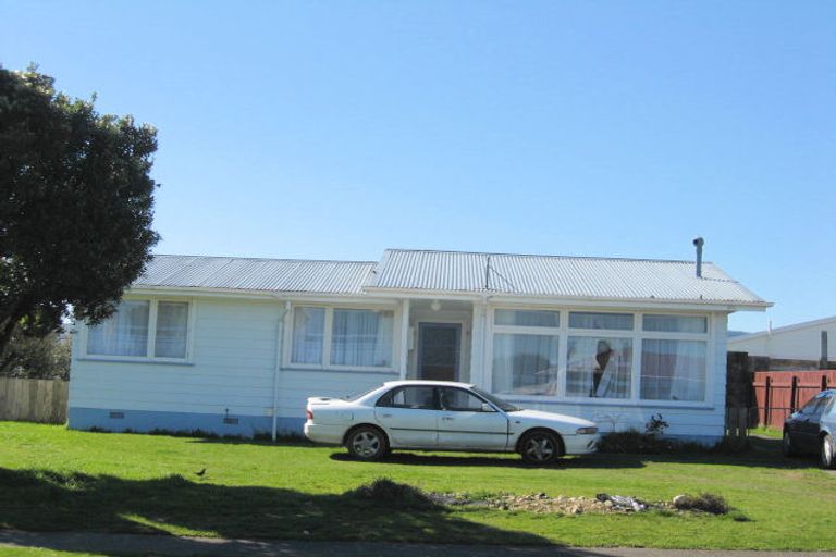 Photo of property in 61 Hinemoa Street, Levin, 5510