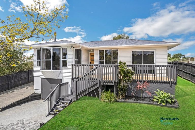 Photo of property in 1/52 Harrington Road, Henderson, Auckland, 0610