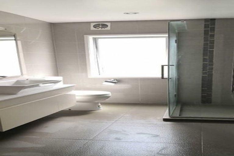 Photo of property in 17a Richard Avenue, Bucklands Beach, Auckland, 2014