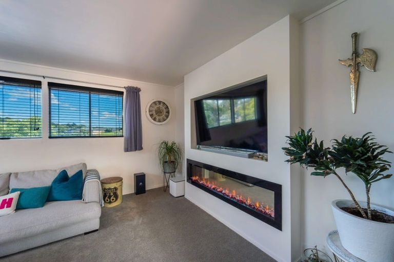 Photo of property in 36 Moffat Road, Red Beach, 0932