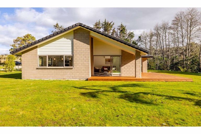 Photo of property in 9 Okura Drive, Kerikeri, 0230