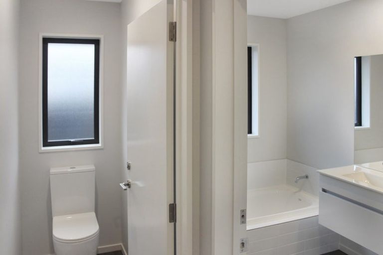 Photo of property in 100 Lady Isaac Drive, Rolleston, 7615