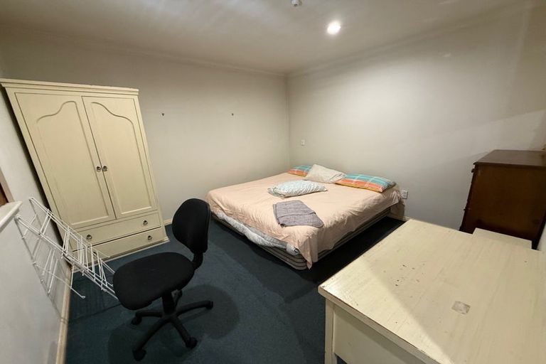 Photo of property in Quest/richard Pearse Apartment, 2/219k Willis Street, Te Aro, Wellington, 6011