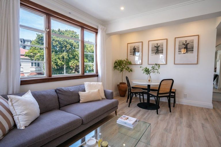 Photo of property in Norton Flats, 302u3 Willis Street, Aro Valley, Wellington, 6011