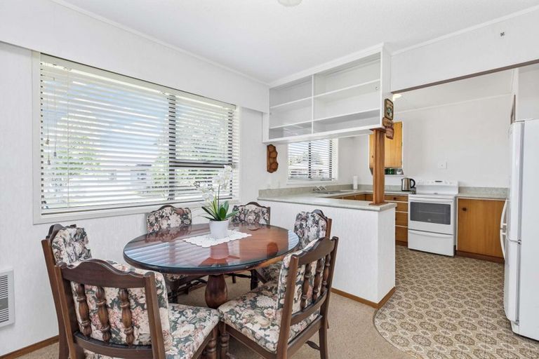 Photo of property in 10a Kowhai Street, Tuakau, 2121