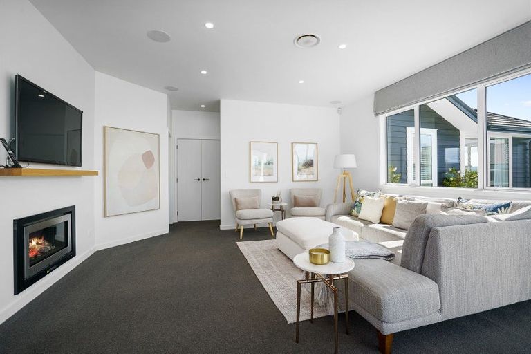 Photo of property in 12 Mike Smith Drive, Cambridge, 3434