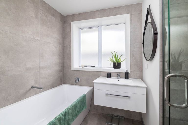 Photo of property in 16b Opal Place, Casebrook, Christchurch, 8051