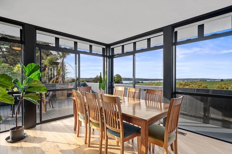 Photo of property in 181 Vaughans Road, Okura, Auckland, 0792