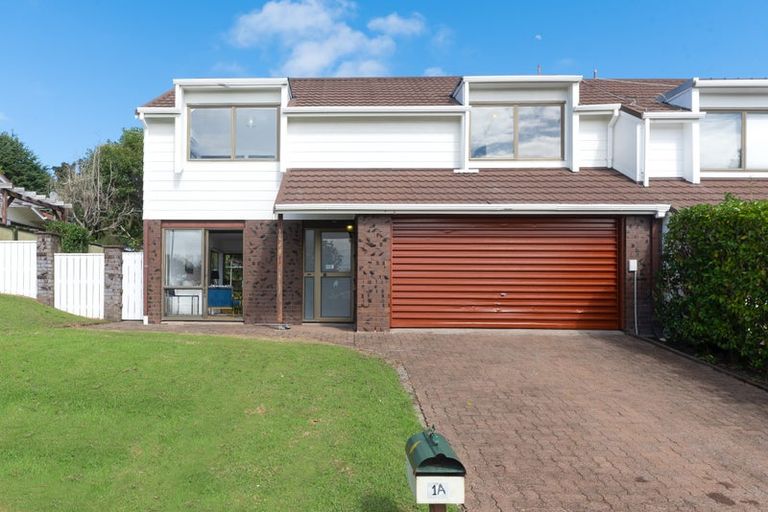 Photo of property in 1a Malloy Place, Eastern Beach, Auckland, 2012