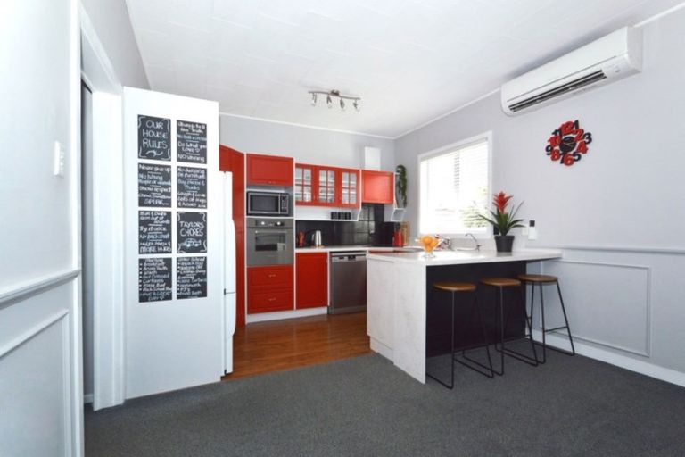 Photo of property in 23 Robertson Street, Richmond, Invercargill, 9810