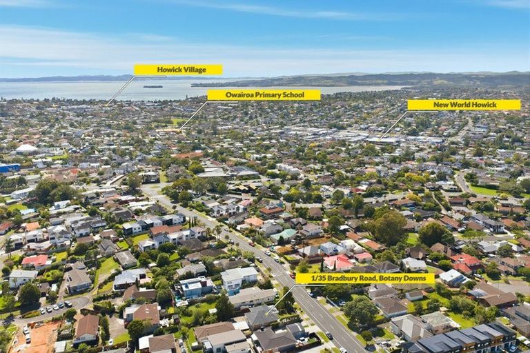 Photo of property in 1/35 Bradbury Road, Botany Downs, Auckland, 2010