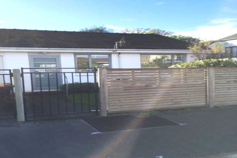 Photo of property in 3/22 Holly Road, St Albans, Christchurch, 8014