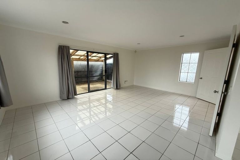 Photo of property in 434 Chapel Road, Flat Bush, Auckland, 2016